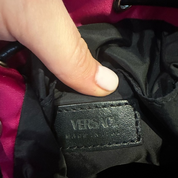 Authentic and new Versace Nylon bucket bag. - Picture 5 of 7